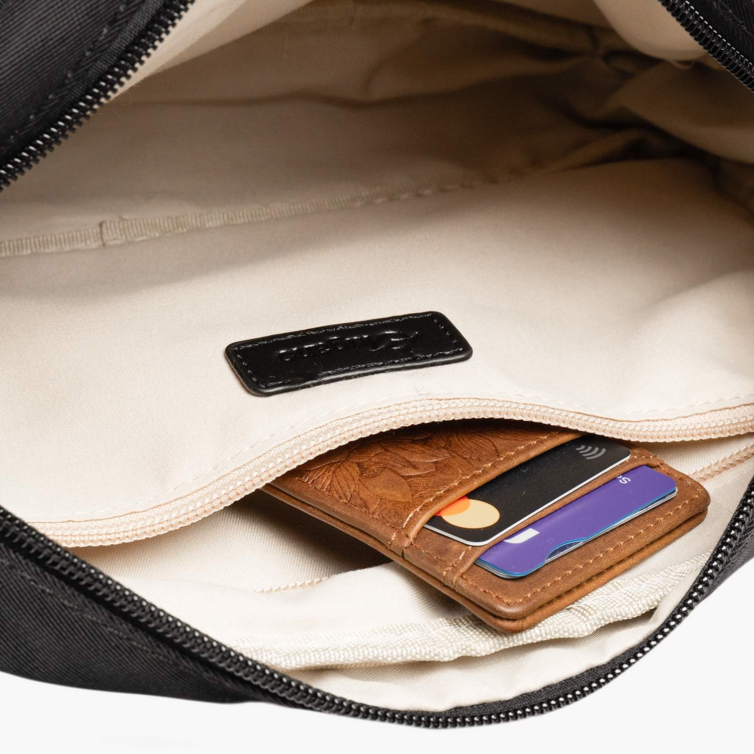 Bolso Manos Libres Capella