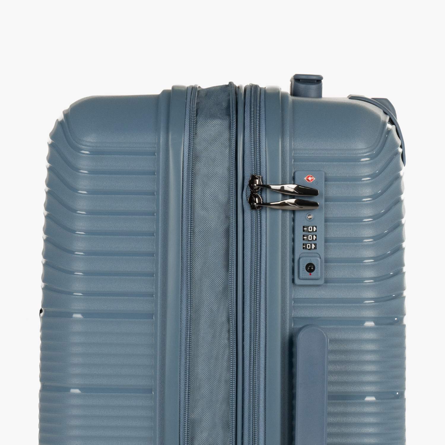 Maleta quest- Check in M (24